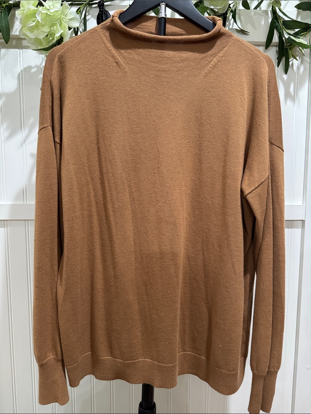 #521 TREASURE & BOND Women's Camel Brown Mock Turtleneck Light Sweater Tunic
